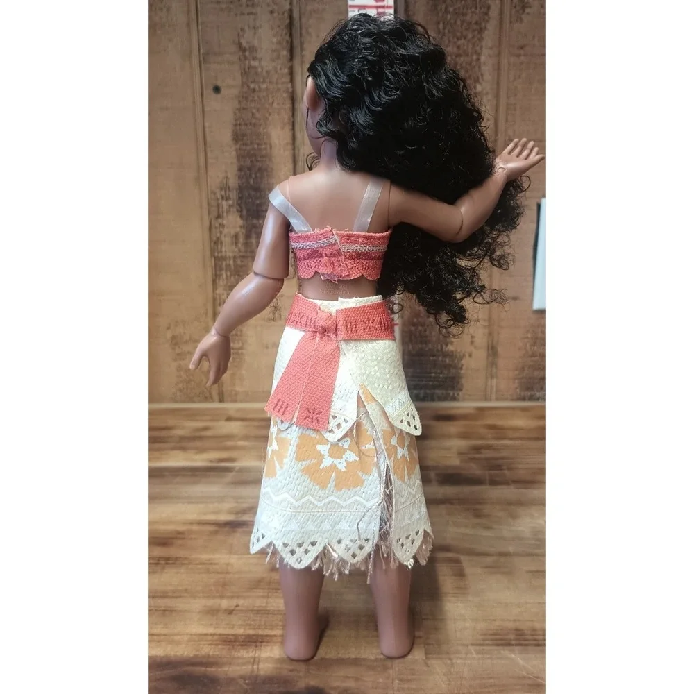 Disney Store‎ Exclusive Moana Posable 11